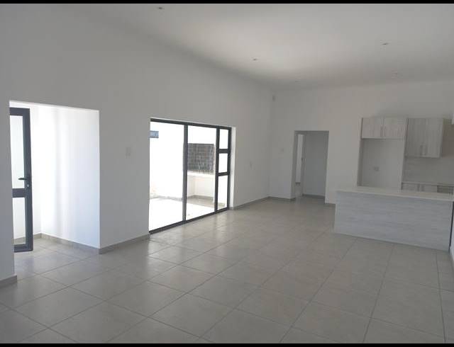 2 BEDROOM HOUSE FOR SALE IN LAAIPLEK